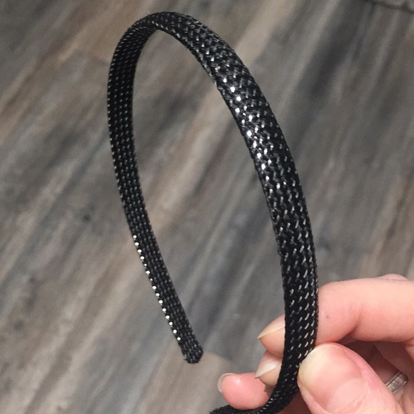 ⭕️3for$15⭕️ 5 head bands. - Picture 2 of 8